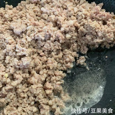 口味|炸酱面这样吃,换个口味换种心情