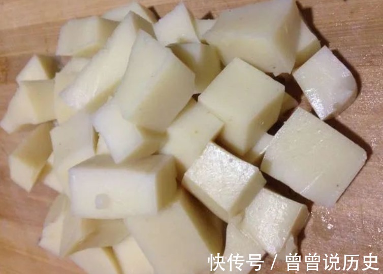 小馋猫|女人,宁可不吃肉,也要吃这菜,称为“瘦身菜”,常吃体重降下来