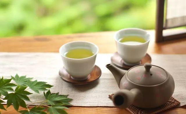 酸梅茶|经常喝茶的人不妨驻足了解一下,几种茶或不利于身体,尽量少喝