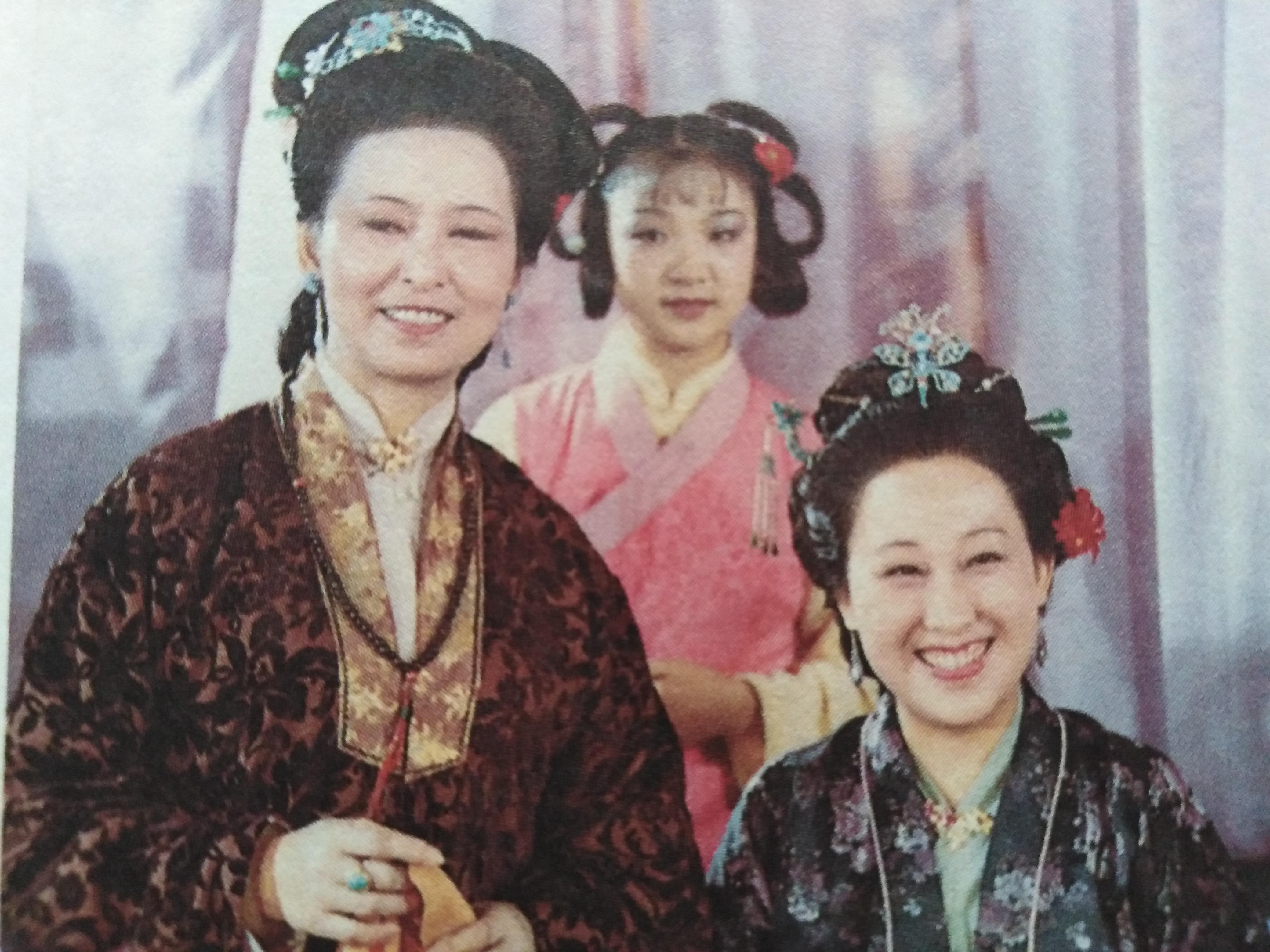 元春@读《红楼梦》:王夫人为什么选择薛宝钗,因为她没得选