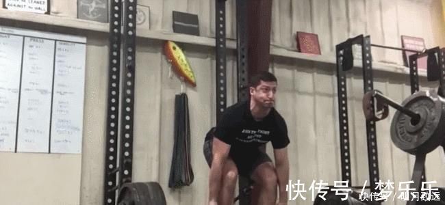 动作|强化腰背力量怎么练这个动作学会了,男生强化力量女生打造线条