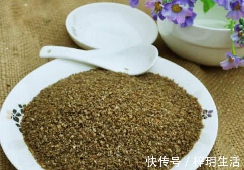 糖尿病|它堪称天然的植物胰岛素,喝水扔一点,让血糖“乖乖”降下来