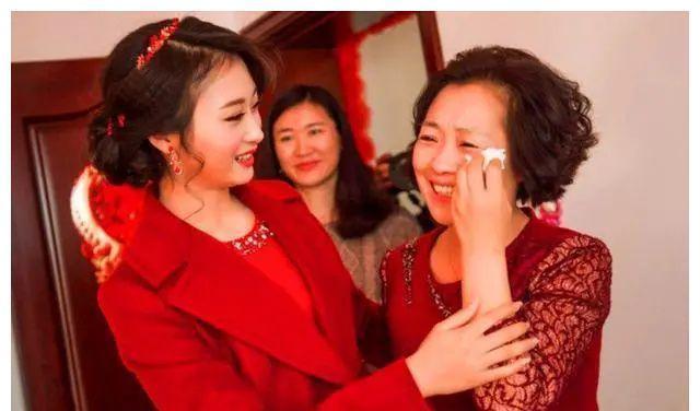 首付款|到晚年才发现“儿女双全”的父母,才是最难的,甚至难过双子户