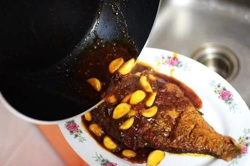 厨房好伙伴 一锅多用 知吾煮平底炒锅