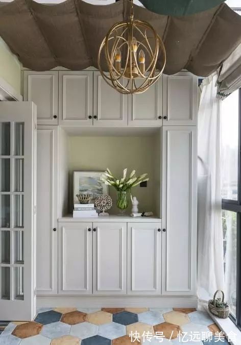 收纳|现在流行阳台打一面柜!实用不占地,全小区都跟着学,好处太多了