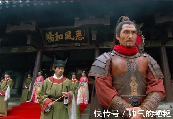 高衙内!为何林冲娘子会自尽,高衙内得手了锦儿向林冲讲述目睹的全过程