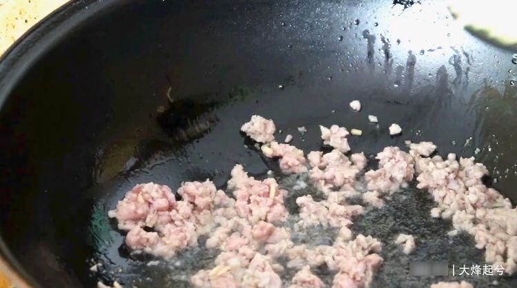 豆腐最简单的家常做法,2分钟教你,很多人没试过,出锅真香