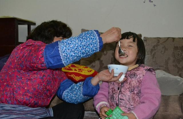 骨头|别再给娃喝骨头汤了!儿科医生天然“增高剂”,每家都有