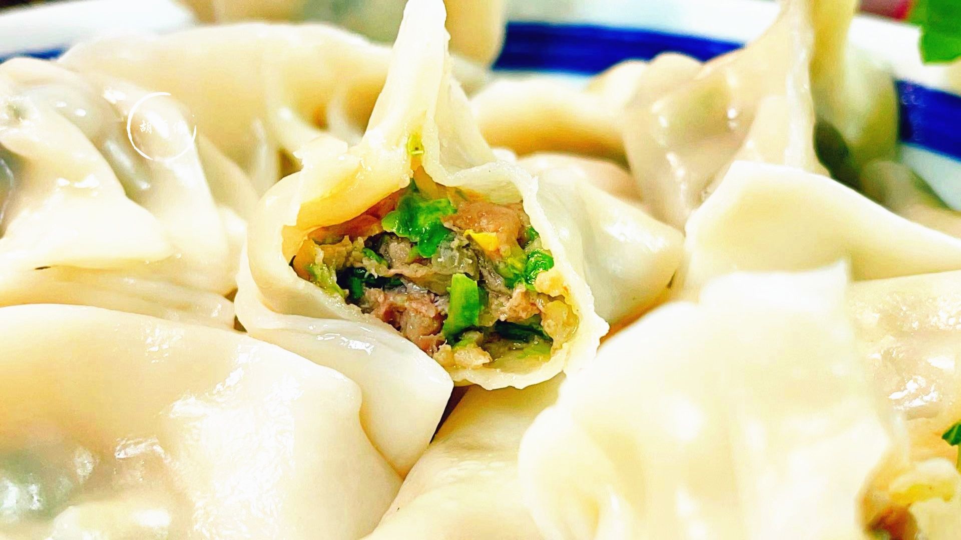 调白菜饺子用盐杀，难怪不好吃！教您饺子店不外传的做法，特好吃