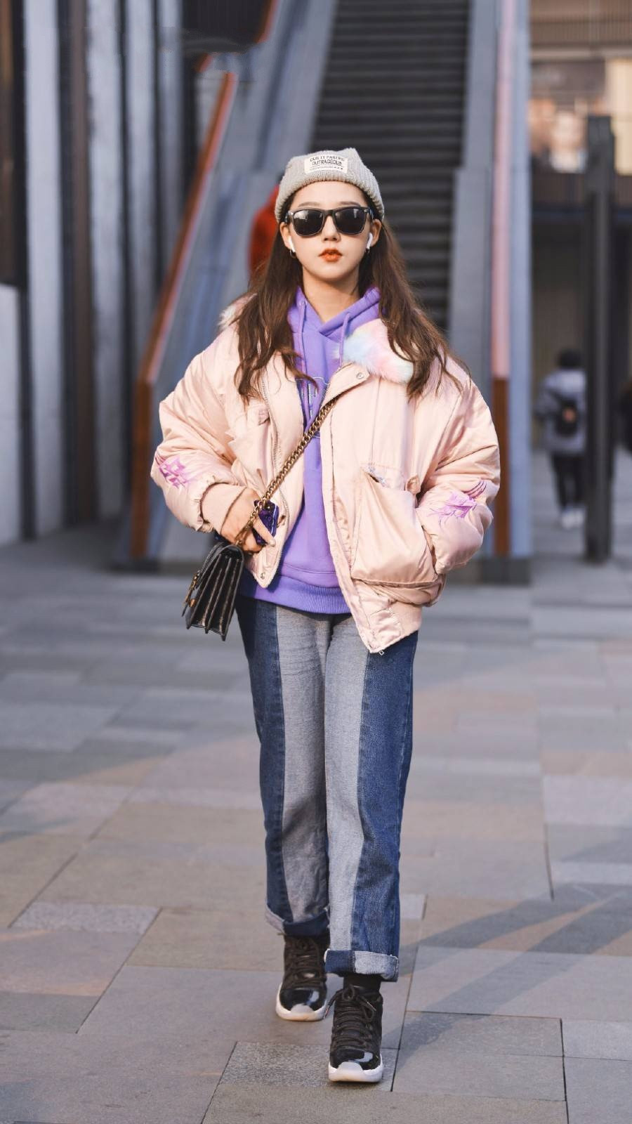 清纯|小姐姐这身穿搭真的是个性十足, 又不失清纯可爱