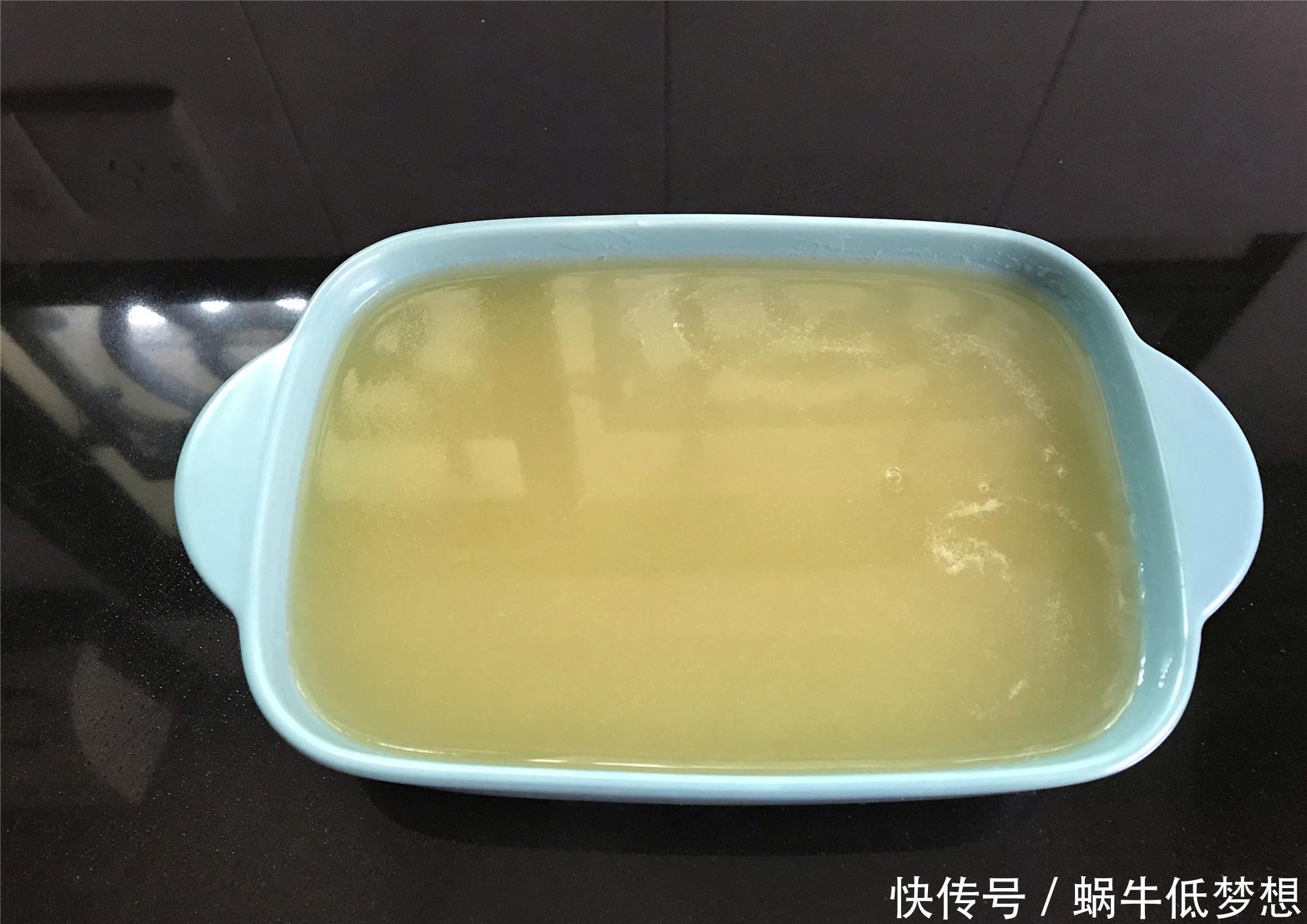 正当|秋冬,雪梨正当季,用来做成小糕点,入口即化,好吃不上火