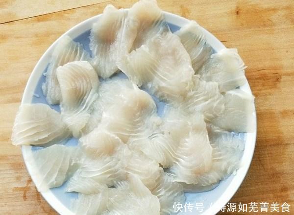 学会|做酸菜鱼时,鱼肉入锅就烂学会这步,鱼肉嫩滑不碎,没有土腥味