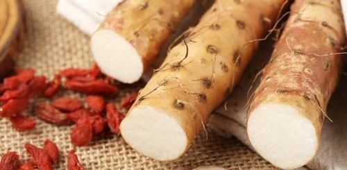 买山药,选粗的还是选细的?内行人教你4招,买到的都是好山药