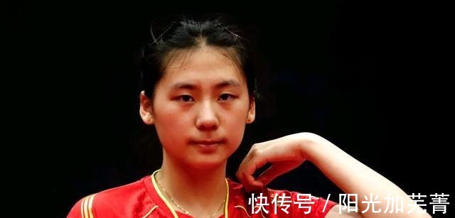 正手|比起孙颖莎的正手,蒯曼、陈熠反手更加出色,这成为一种趋势