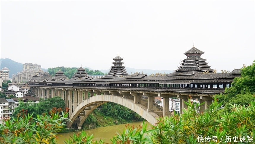 广西柳州这个县城拥有108座风雨桥，最长的383米，投资5000万建成