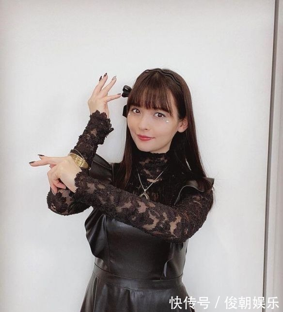 特利迦奥特曼|姐姐抽我!上坂堇出演《特利迦奥特曼》反派人间体