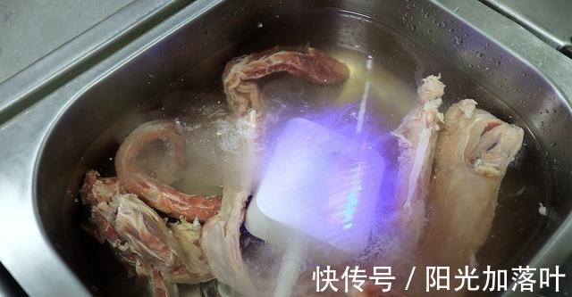 天凉了，强身健体的番茄炖牛肉，一周吃一锅不奢侈，对得起自己！