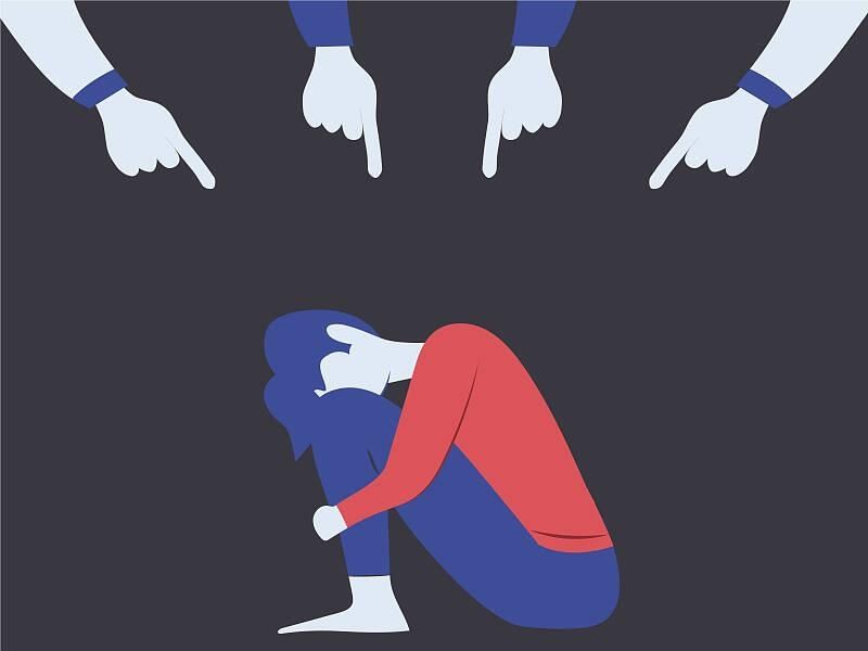 举报|对诬告陷害亮剑，为担当作为撑腰丨闪电漫评