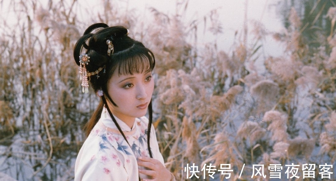 王熙凤|为何王熙凤冷淡薛宝钗，偏袒林黛玉？看她们所受的教育就知道了