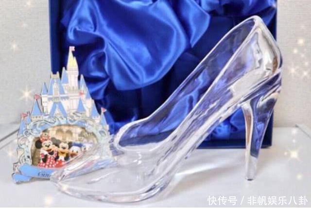高跟鞋 日本设计师耗费8年时间,用嘴吹出一双水晶鞋,网友太美了