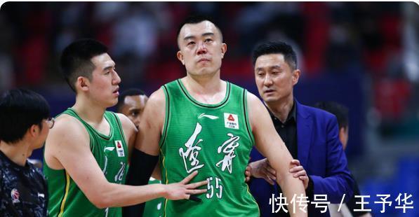 广东男篮|韩德君,那一拳打出去后,谁最难受?