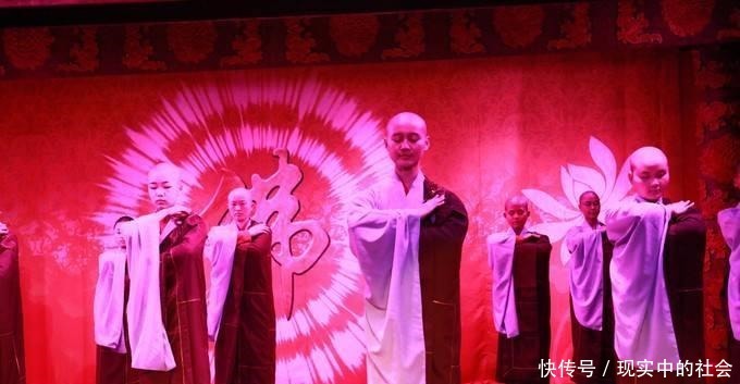 中国|她被誉为中国最美尼姑, 山大毕业却剃发出家, 年近三十仍不想还俗!