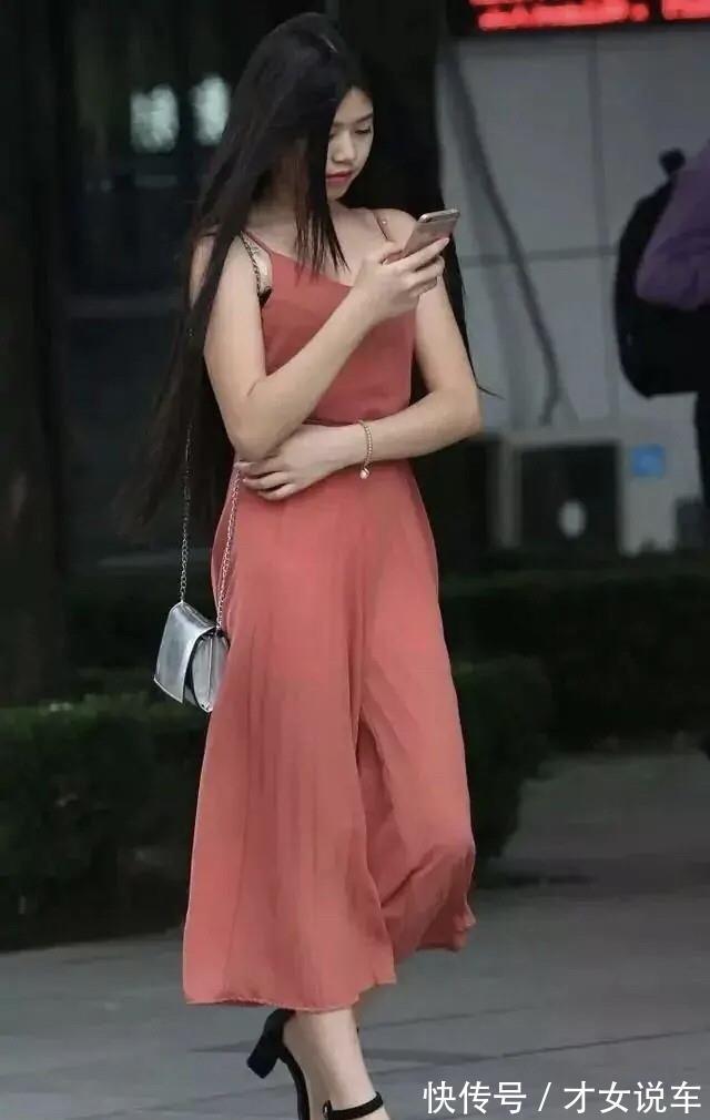 高跟鞋 长裤不一定适配“腿粗”女性,要从身材特点出发,三款裤子适合你