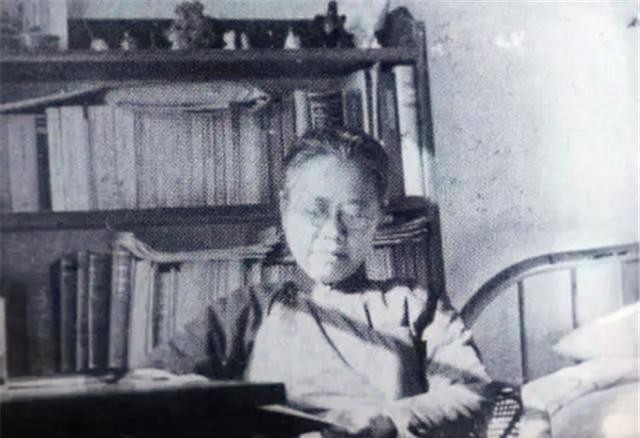  胡适|胡适痴情红颜曹诚英：晚年财产全捐，只留与胡适往来物品一同埋葬