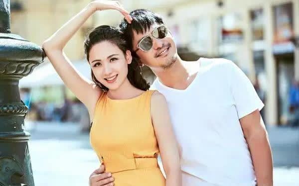 班主任 寒门贵子郭晓冬的成名史,以及他悲情的婚恋观