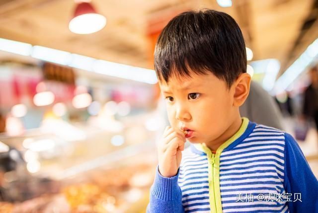 乐乐|家里再穷,也别让孩子有这3种节俭行为,长大没出息还被人看不起