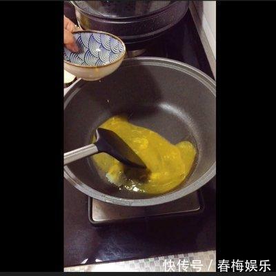 腊肠炒饭|有了这些简单美味.无敌巨好吃的腊肠炒饭，实力下酒
