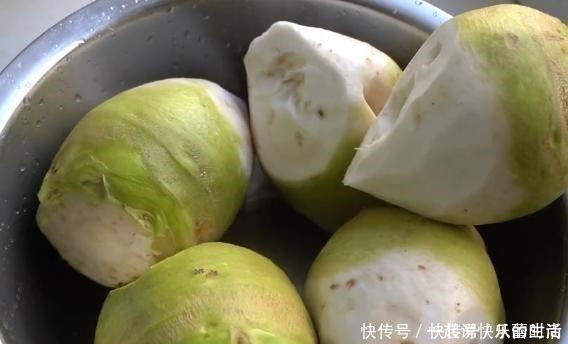 蔬菜|蔬菜中的“营养冠军”,补钙补铁助消化,腌着吃最过瘾!又香又脆