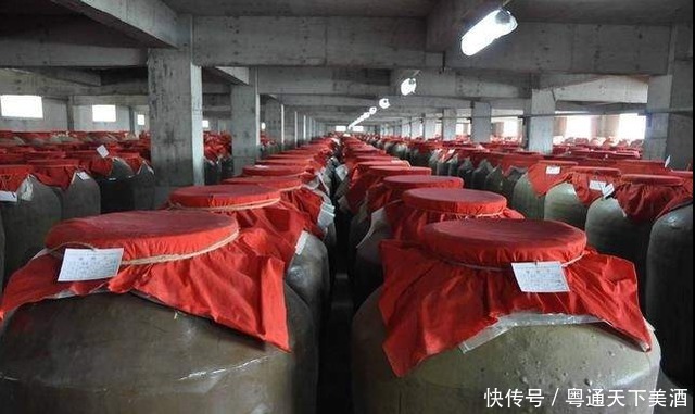 白酒度数越高就越辣?很多人误解了,白酒度数高跟辣喉没直接关系