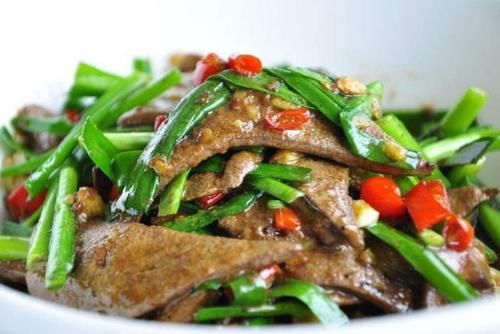  酱香|精选美食：麻婆豆腐、青椒炒鸡蛋、酱香小炒茄丁、尖椒猪肝的做法