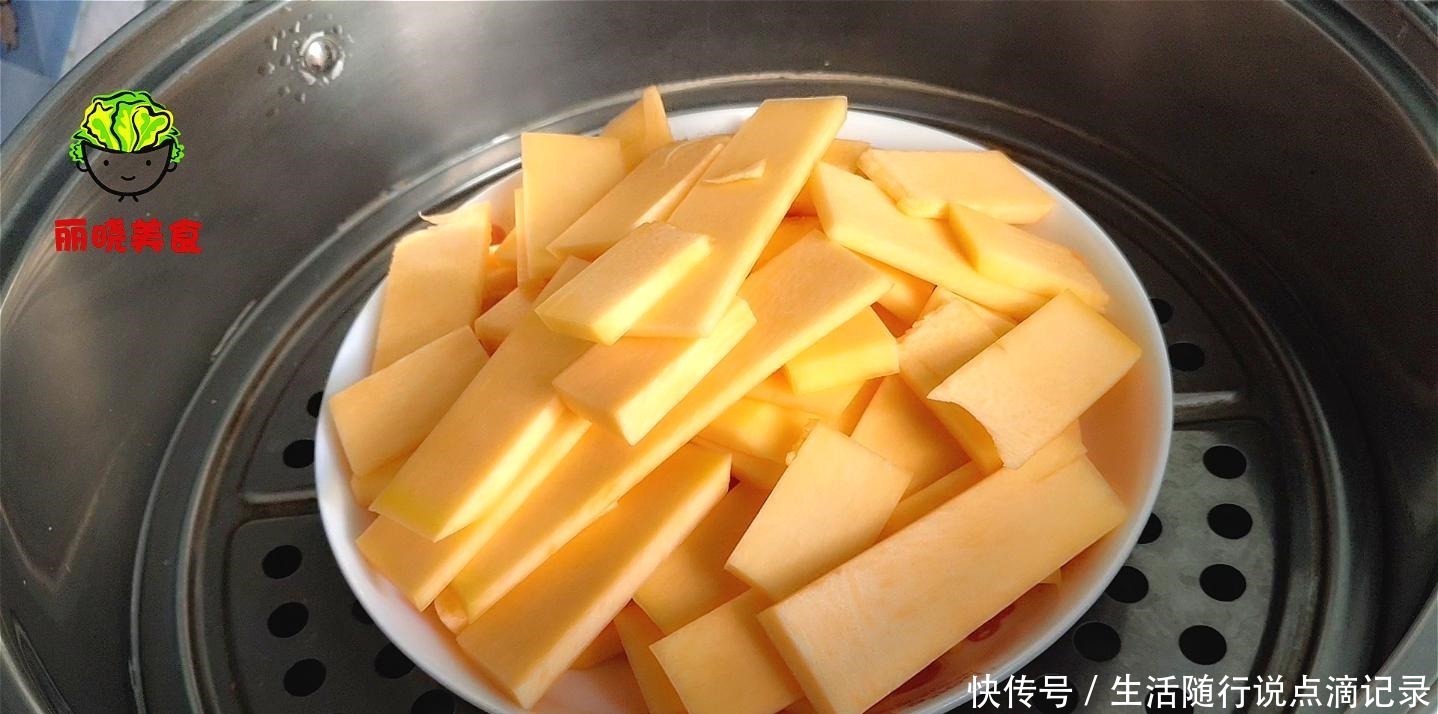 南瓜|半个南瓜，一碗糯米粉，简单一做，比油条简单多了，软糯又香甜