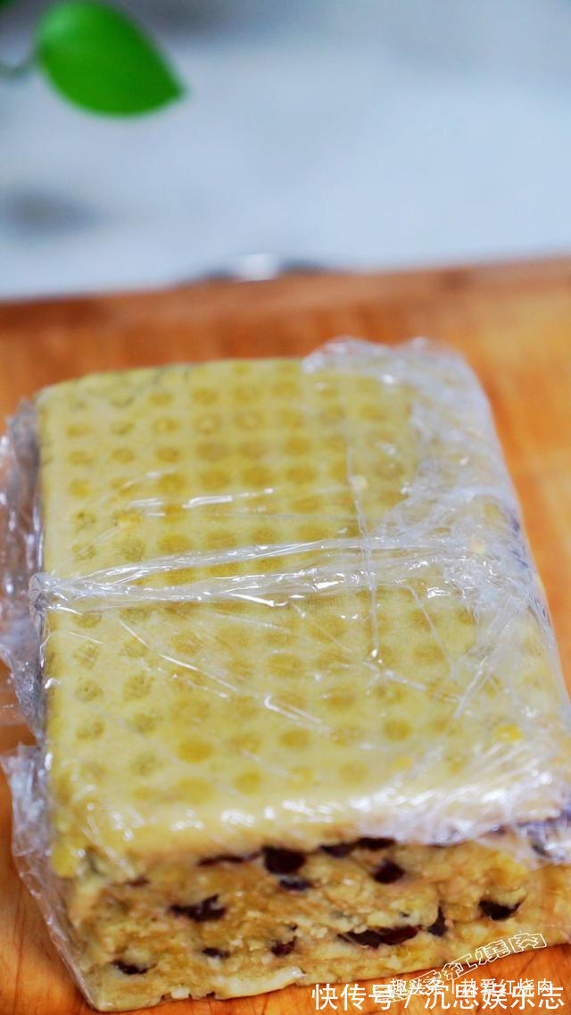 黄米面的年糕你吃过吗比糯米粉做的更粘更好吃，看完你也试试吧