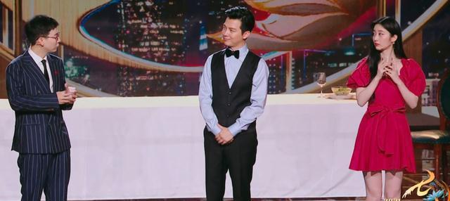 央視七夕晚會|央視七夕晚會收視奪冠，8人主持團撐場面，《人民日報》點贊周深