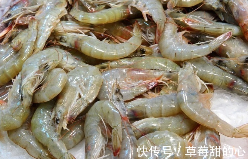 买大虾时,内行人从不买这3种,碰到扭头就走,老板自己从不吃