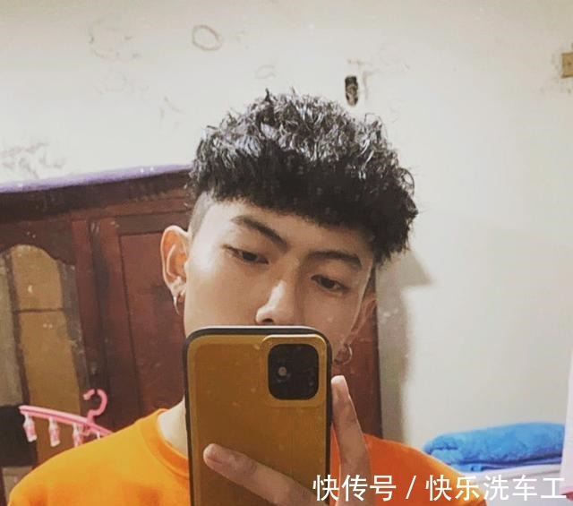 发型|男生“两边铲”发型到底有多帅理发师建议剪这5款，潮流有魅力！