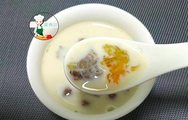 夏天，这碱性水果要常吃，和红枣是绝配，每天吃点，脸红润有光泽