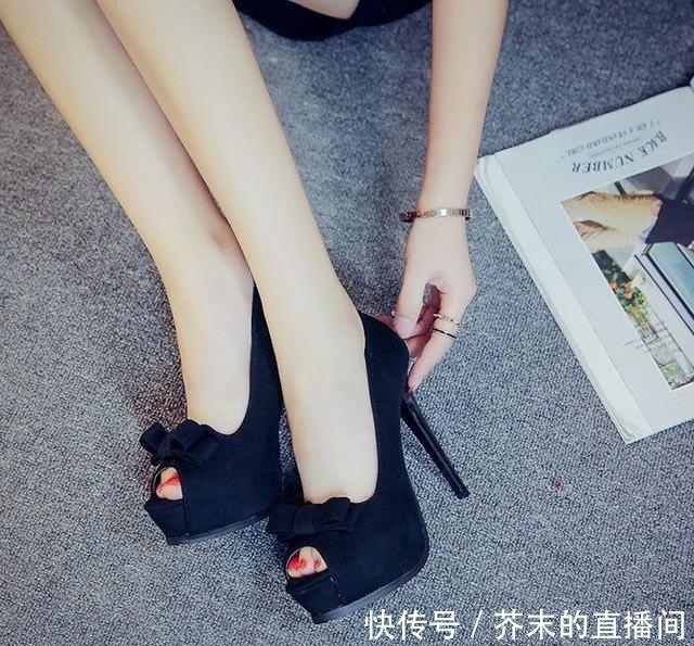 高跟鞋|尖头高跟鞋能够让我们身姿挺拔,为我们带来优雅与自信