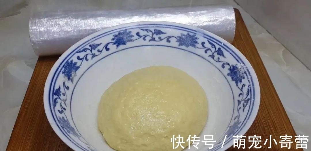 面团|面粉这做法才简单,加2个鸡蛋,个个松软香甜,孩子天天嚷着吃