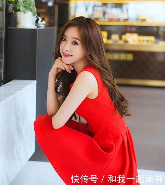 小姐姐|美女一身红裙,靓丽又唯美!