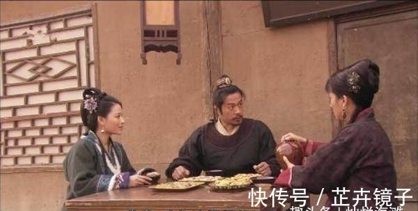 呼延灼#此人是梁山地勇星, 武艺不输五虎将, 却莫名其妙被打压