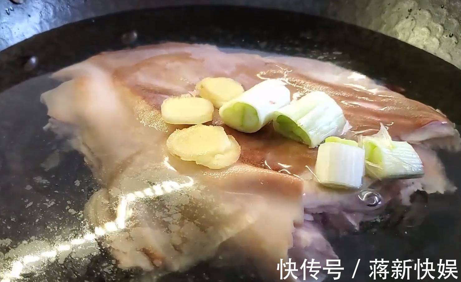 羊肉|羊肉新做法，保证软烂Q弹，不腥不膻，一次三斤都不够吃，太香了