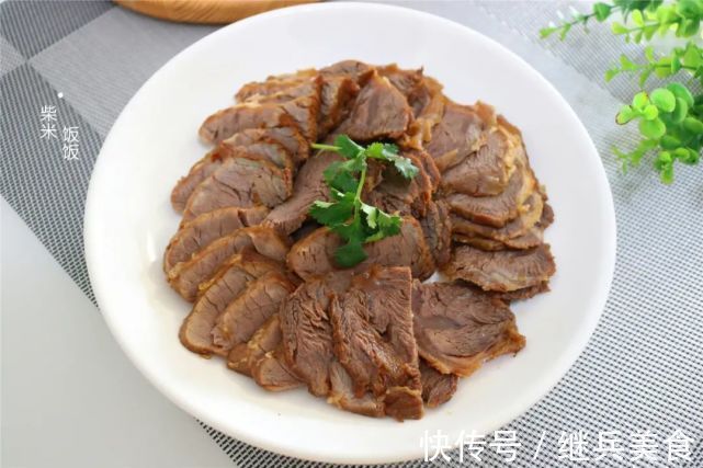 老少皆宜|酱牛肉怎么做才好吃?掌握这两点,牛肉鲜香软嫩,一点也不柴