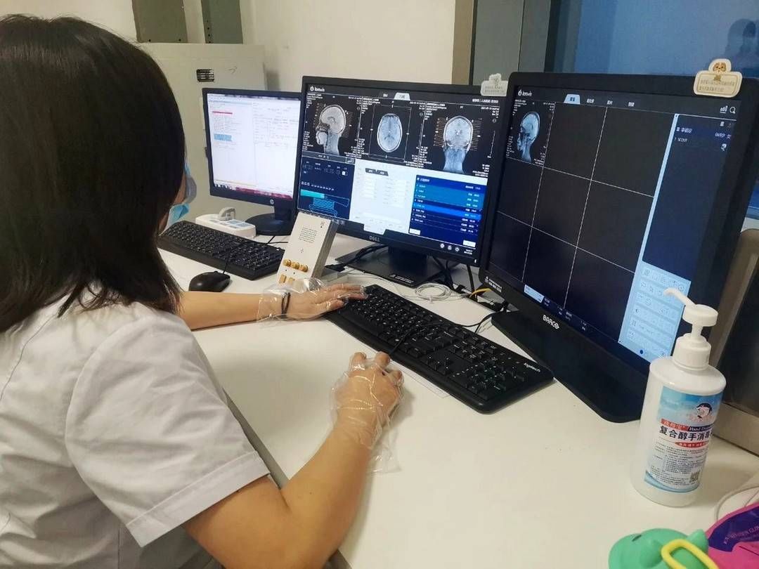 放射科|给力！新都这家医院核磁共振检查7×24小时“不关机”
