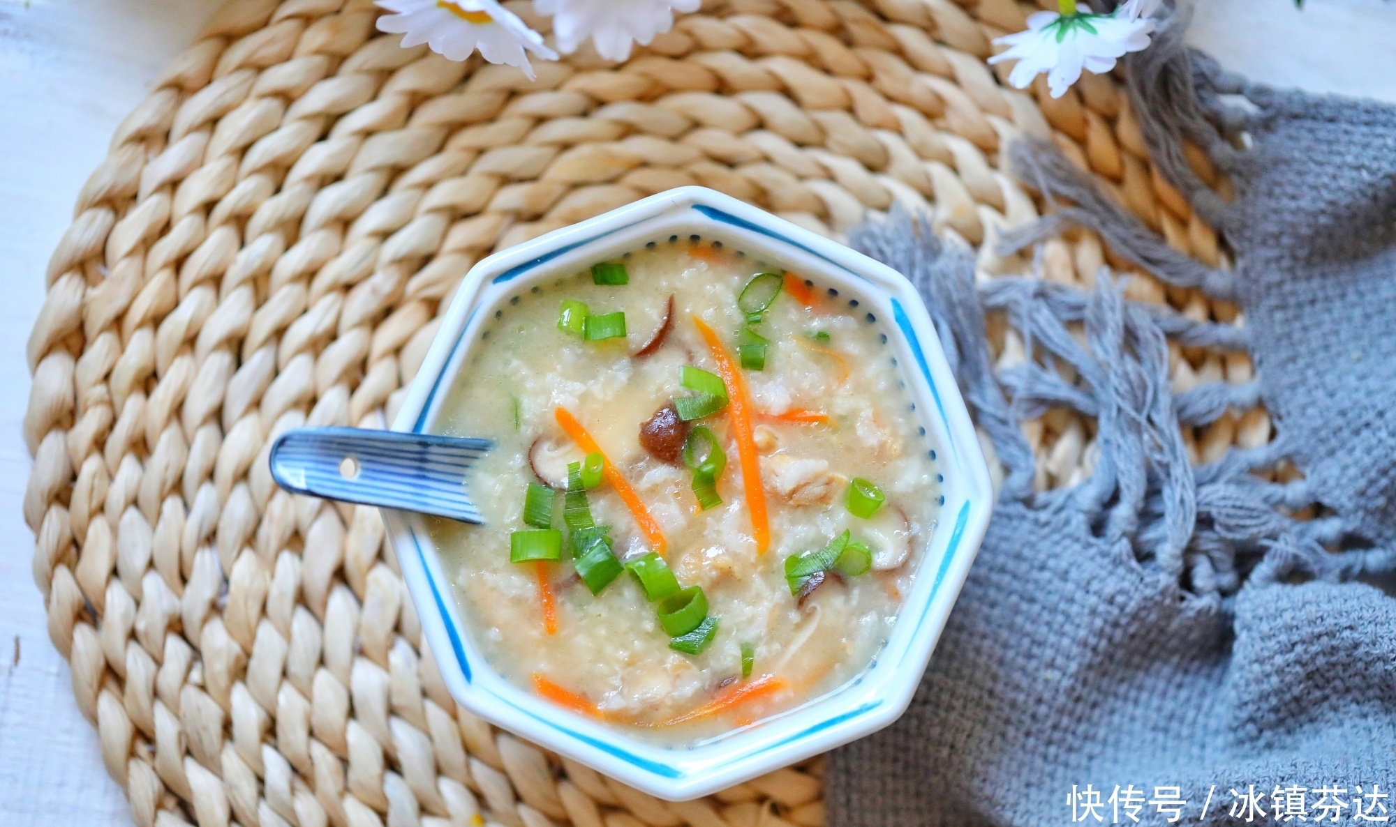 特别|秋天早餐喝这粥,营养滋补,鲜味十足特别好喝,孩子三天两头馋它