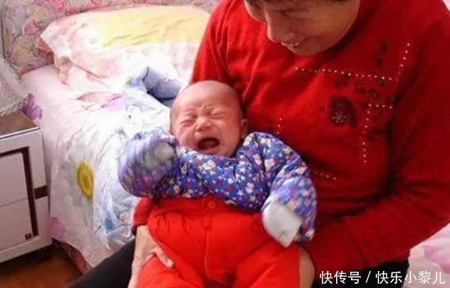 宝妈|老人带娃需知:在这三件事上不能太勤快,懒一点孩子长得更好