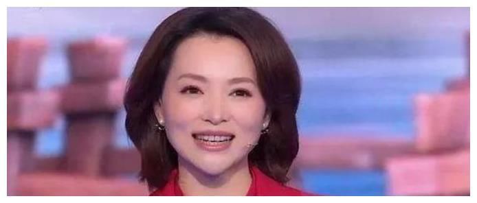 古诗词|她凭什么“顶替”董卿主持《中国诗词大会》？董卿的答复令人沉默